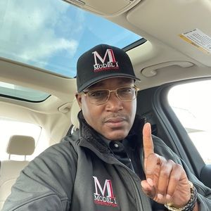 Meet your Posher, Eric